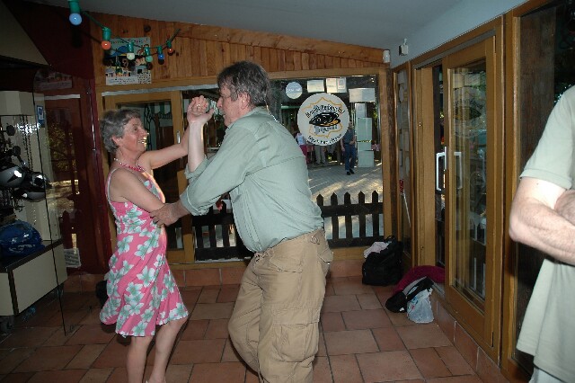 min 2006 06 11 guinguette mp 324